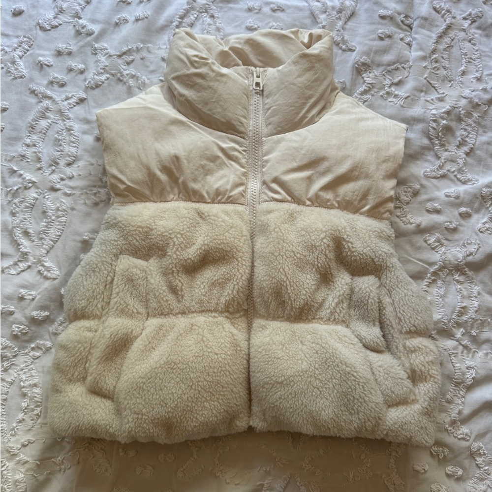 XXS Divided H&M White Cream Cropped Vest